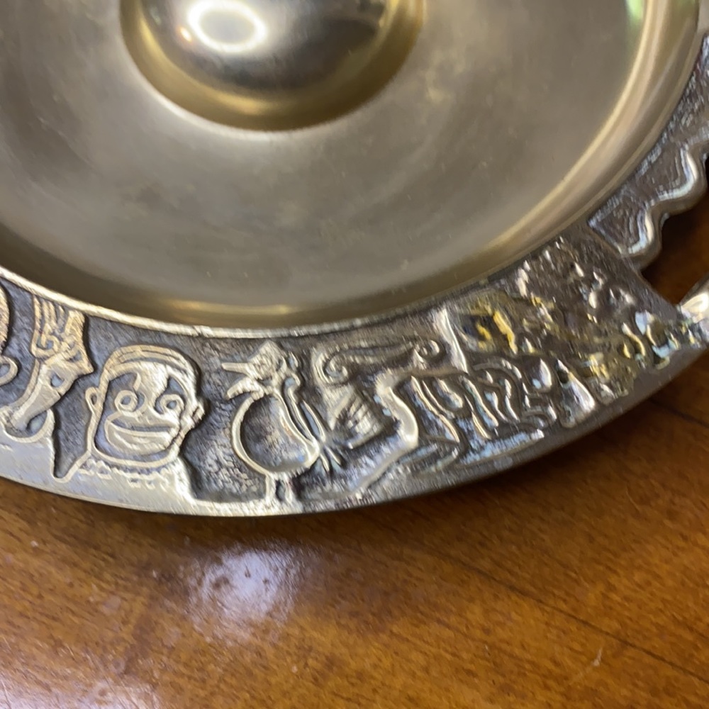 VINTAGE BRASS ASHTRAY • RARE - Picture 6 of 8